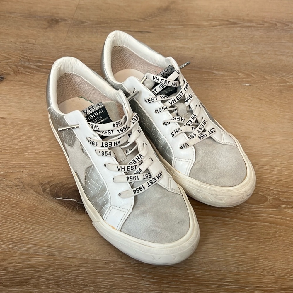 Vintage Havanna Shoe Sneaker - 9 Original al Design White & Silver